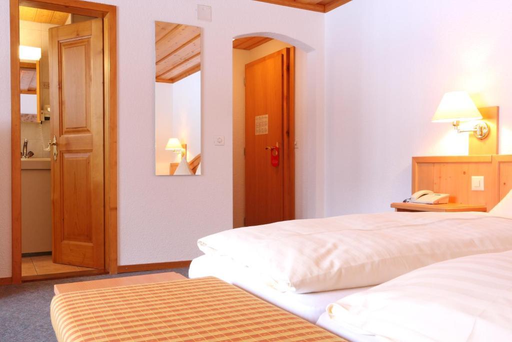 Bernerhof Swiss Quality Hotel Kandersteg Oda fotoğraf