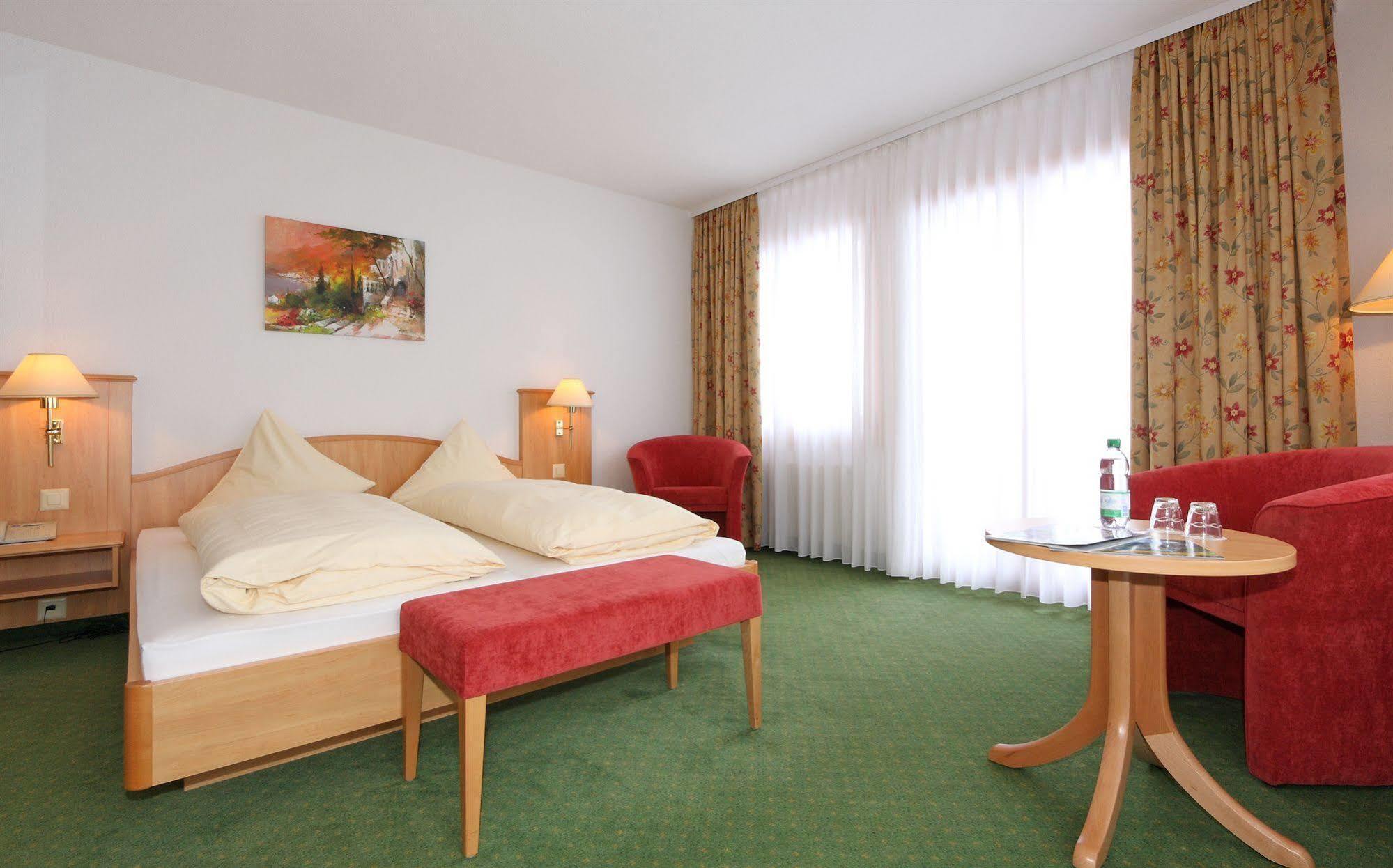 Bernerhof Swiss Quality Hotel Kandersteg Oda fotoğraf